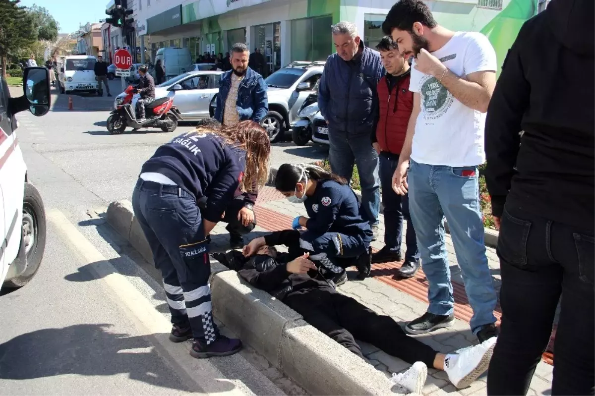Alanya\'da otomobille motosiklet çarpıştı: 1 yaralı