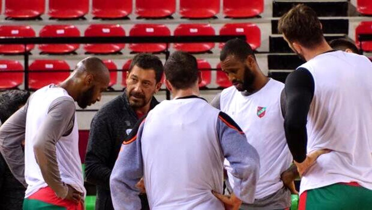 Anadolu Efes eksik maçını tamamladı, Pınar Karşıyaka zirveden indi!