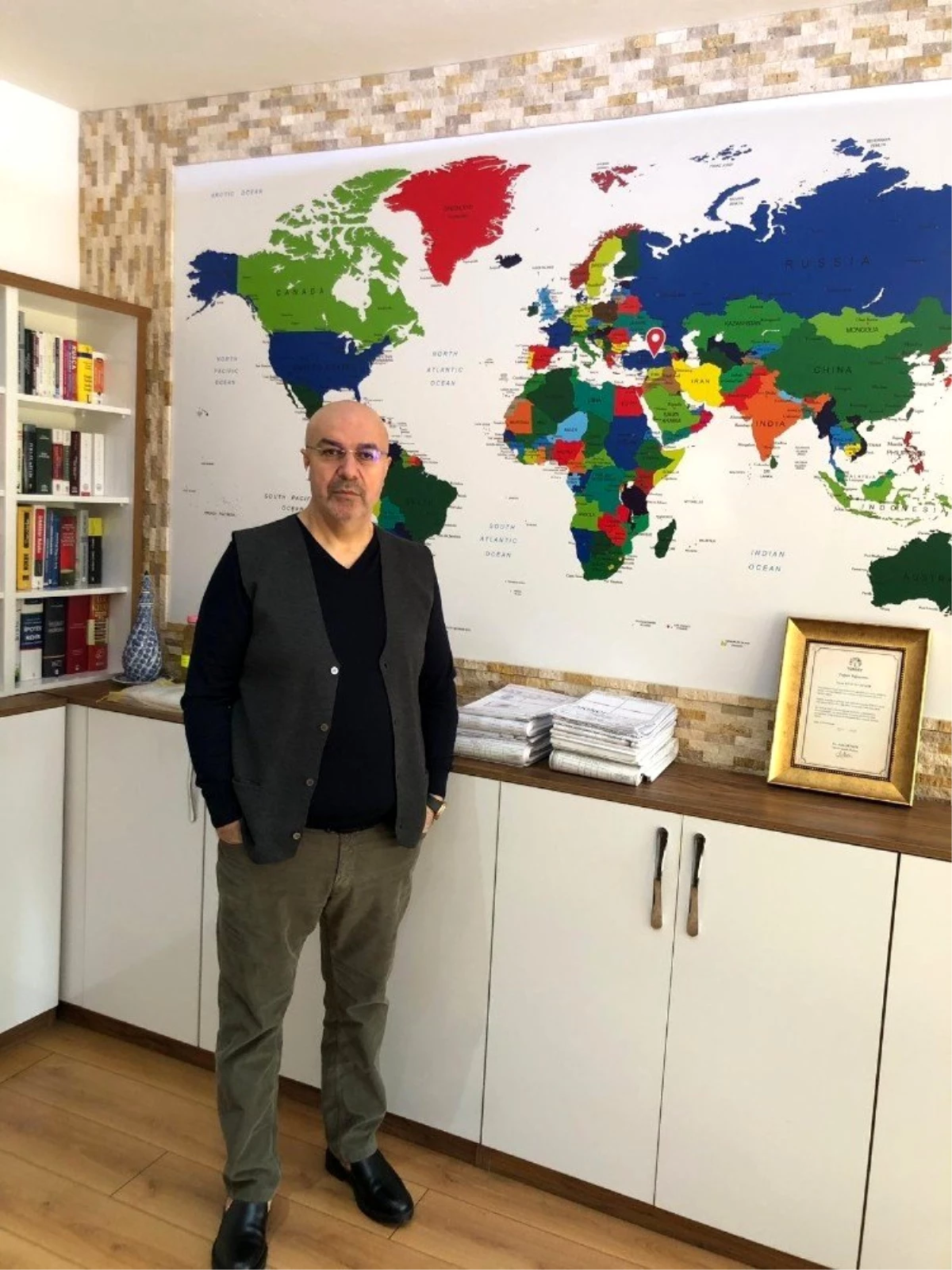 Araştırmacı Yazar Hüseyin Demir\'den ekonomi destek paketi önerisi