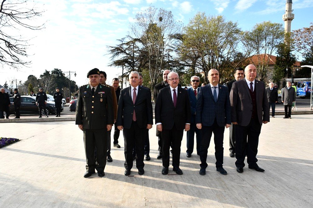 Çanakkale Zaferi\'nin 105. yılında sakin tören
