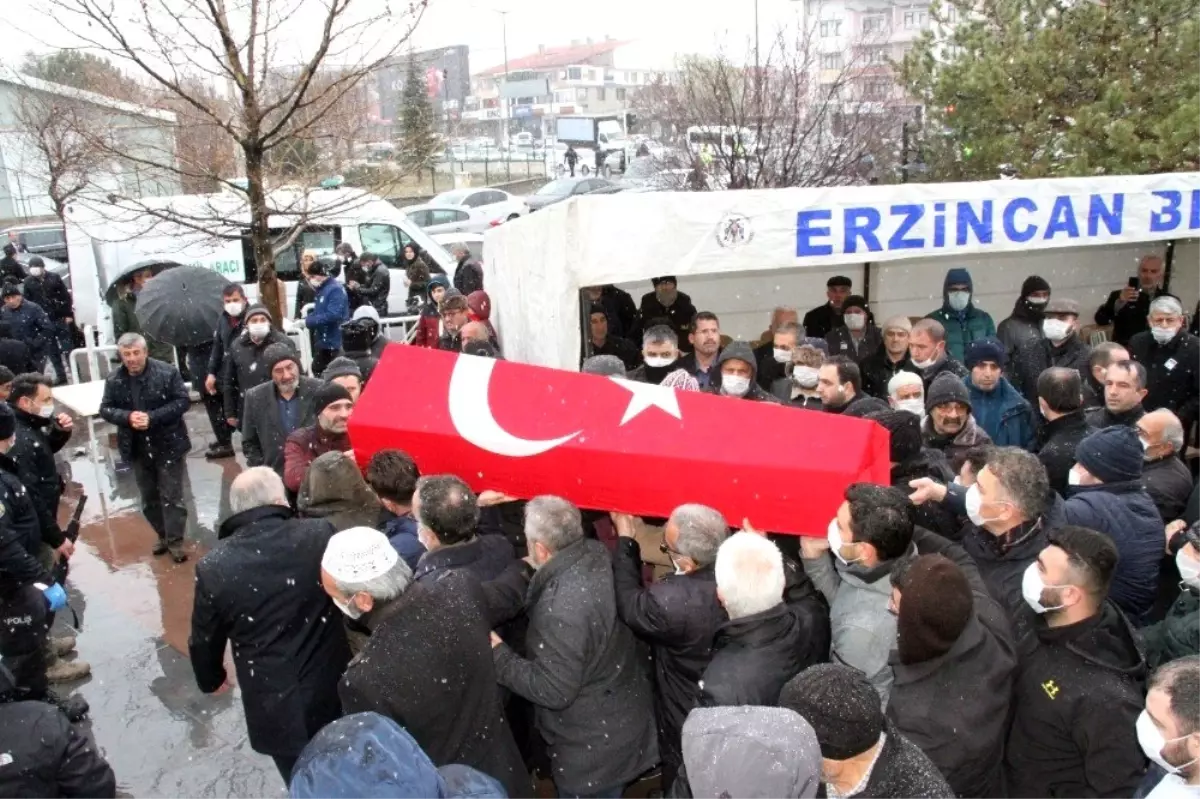 Kaymakam Dede Musa Baştürk, Erzincan\'da son yolculuğuna uğurlandı