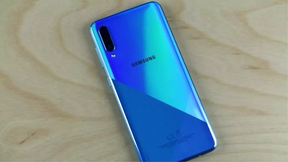 Samsung\'un En Yeni Depolama Çipi Akıllı Telefonları Hızlandıracak