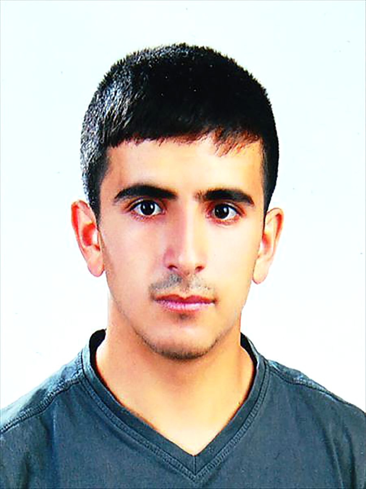 Teslim olan PKK\'lının deşifre ettiği terörist aranıyor