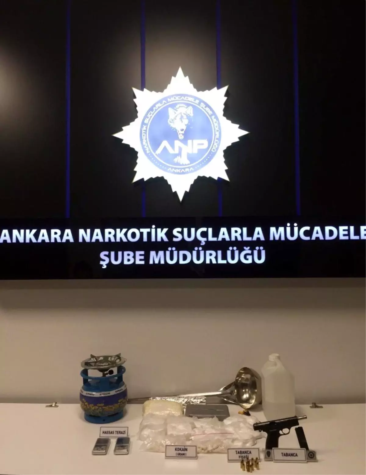 Uyuşturucu üretimi ve satışı yapan FETÖ\'den ihraç eski Teğmen Narko polisleri tarafından yakalandı