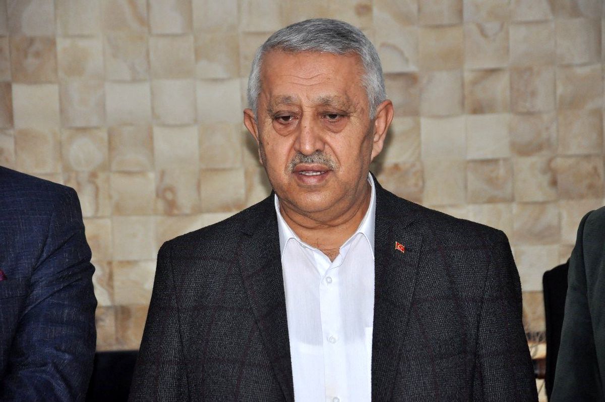 Afyonkarahisar Belediyesi kira bedellerini 3 ay ertelendi