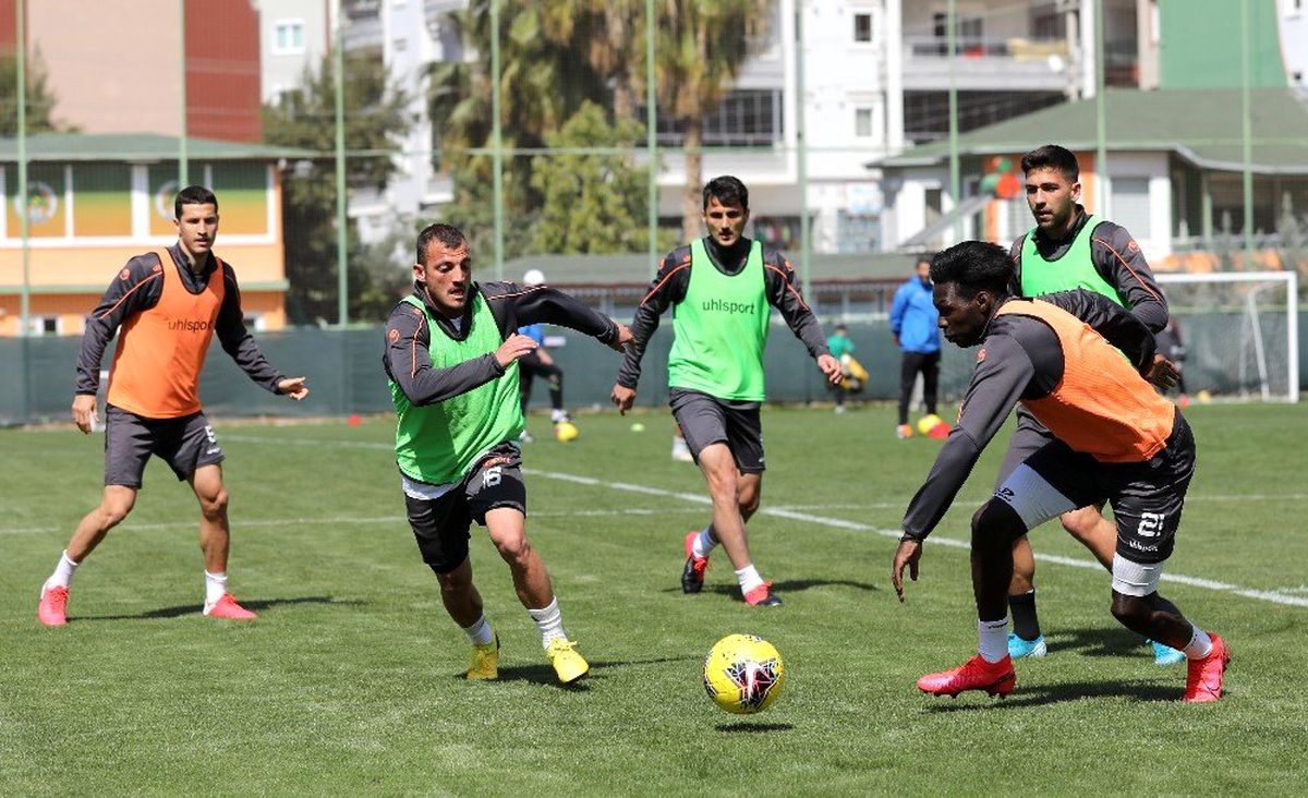 Alanyaspor\'da Başakşehir mesaisi