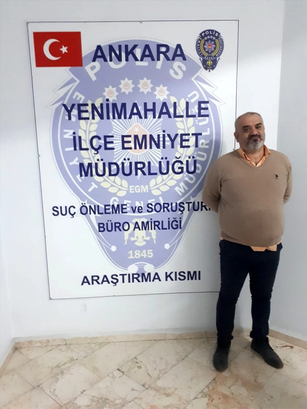 Ankara\'da 103 suçtan aranan "Binbir surat" lakaplı dolandırıcı yakalandı