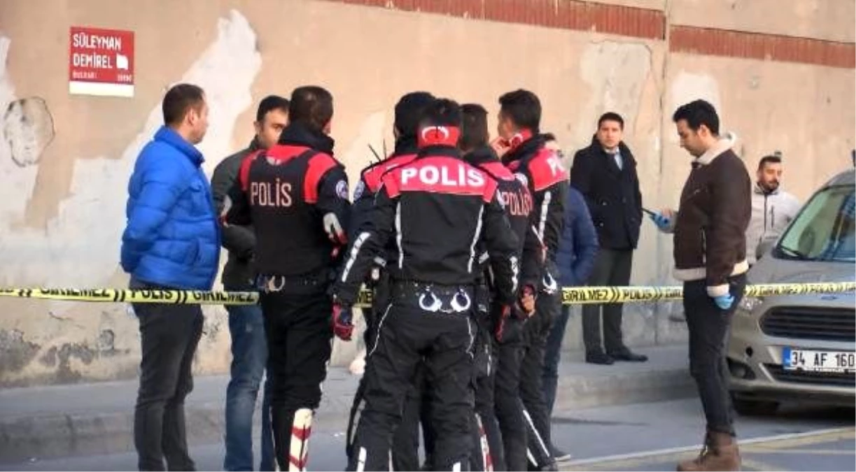 Başakşehir\'de polisten kaçan şüphelilerin ateş açmasıyla 1 kişi yaralandı