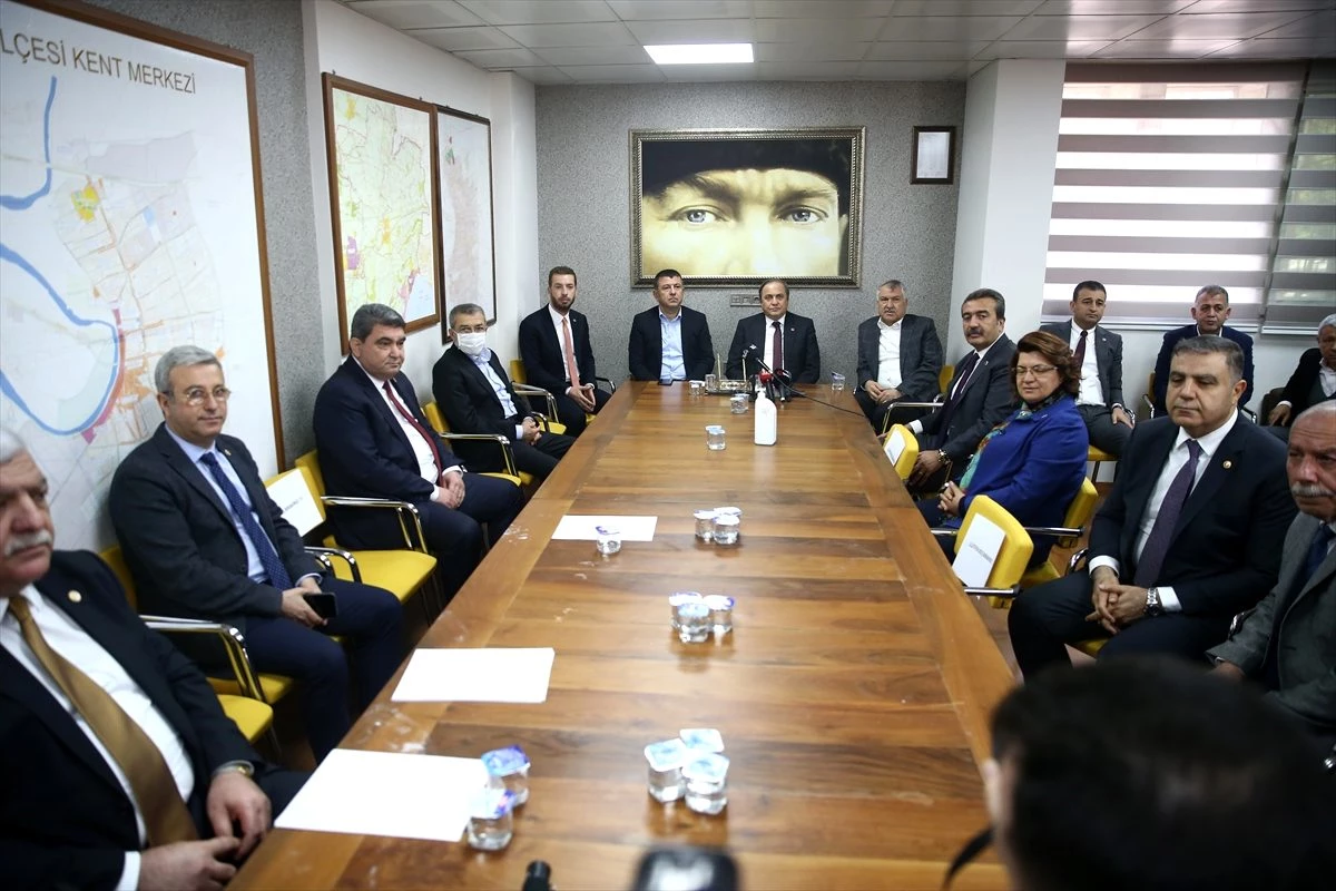 Ceyhan Belediye Başkanı Kadir Aydar\'ın görevden uzaklaştırılacağı iddiası