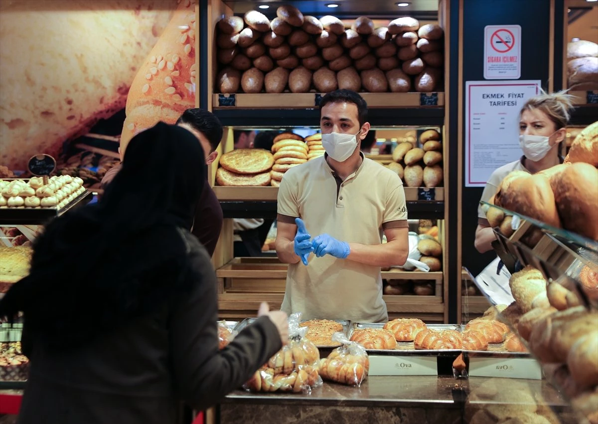 İstanbul\'da fırın ve pastanelerde koronavirüs tedbirleri alınıyor