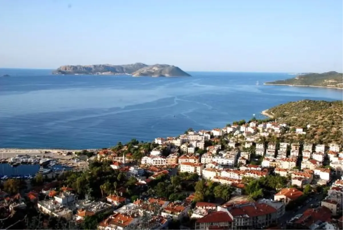 Kaş ile Meis Adası deniz seferleri durduruldu