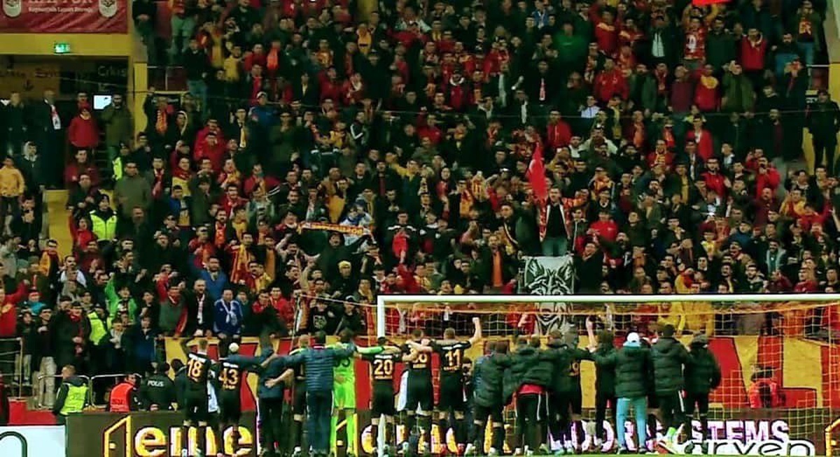 Kayserispor\'dan erteleme paylaşımı