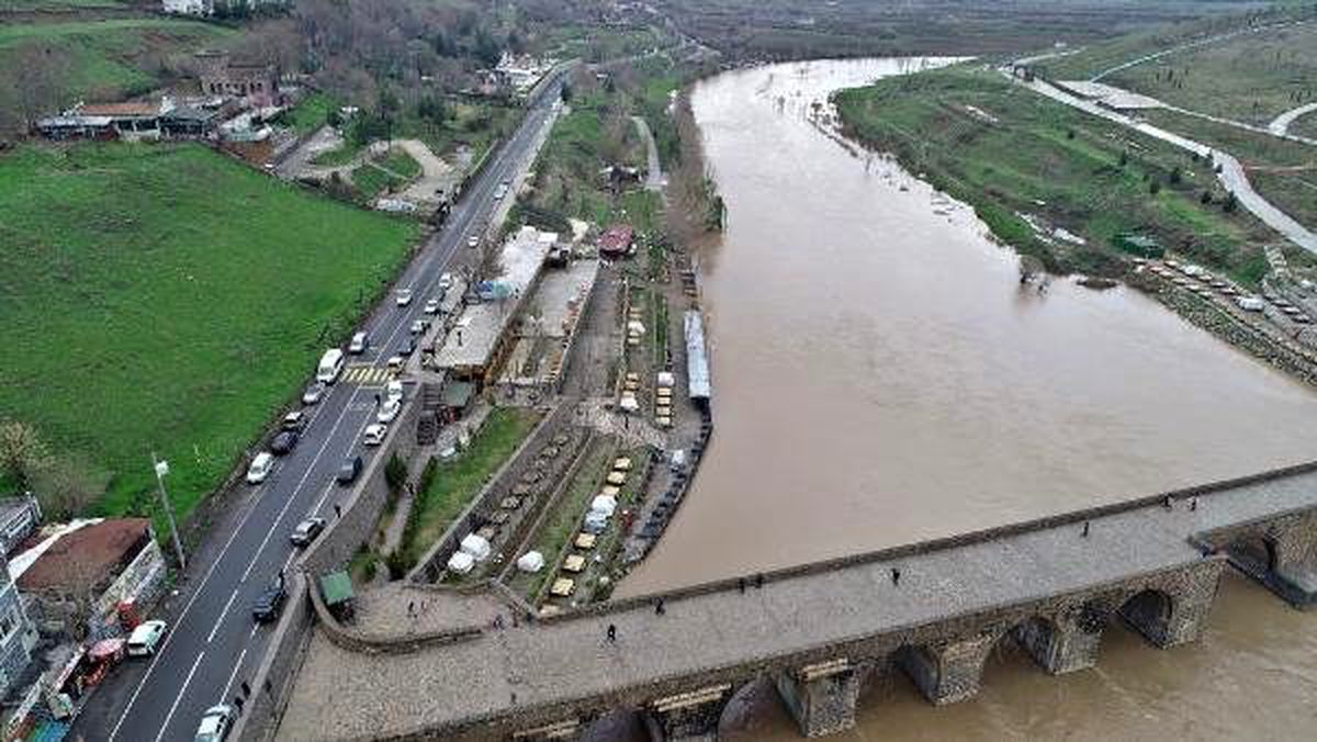 Koronavirüs endişesi nedeniyle, Diyarbakır\'ın sembol mekanları boşaldı