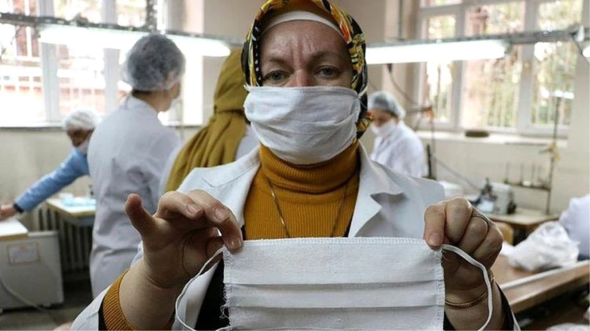 Manisa\'daki lisede yıkanıp tekrar kullanılabilen maske üretiliyor