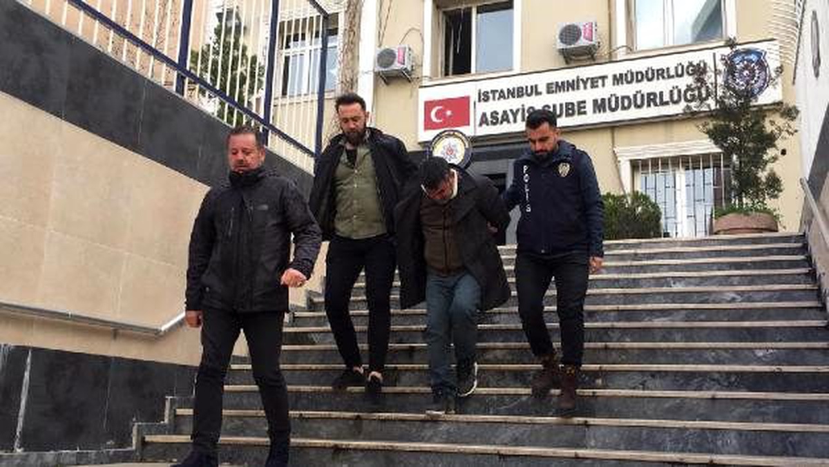 "Otomobilde hasta var" diye yolu açtıran kapkaççılar yakalandı