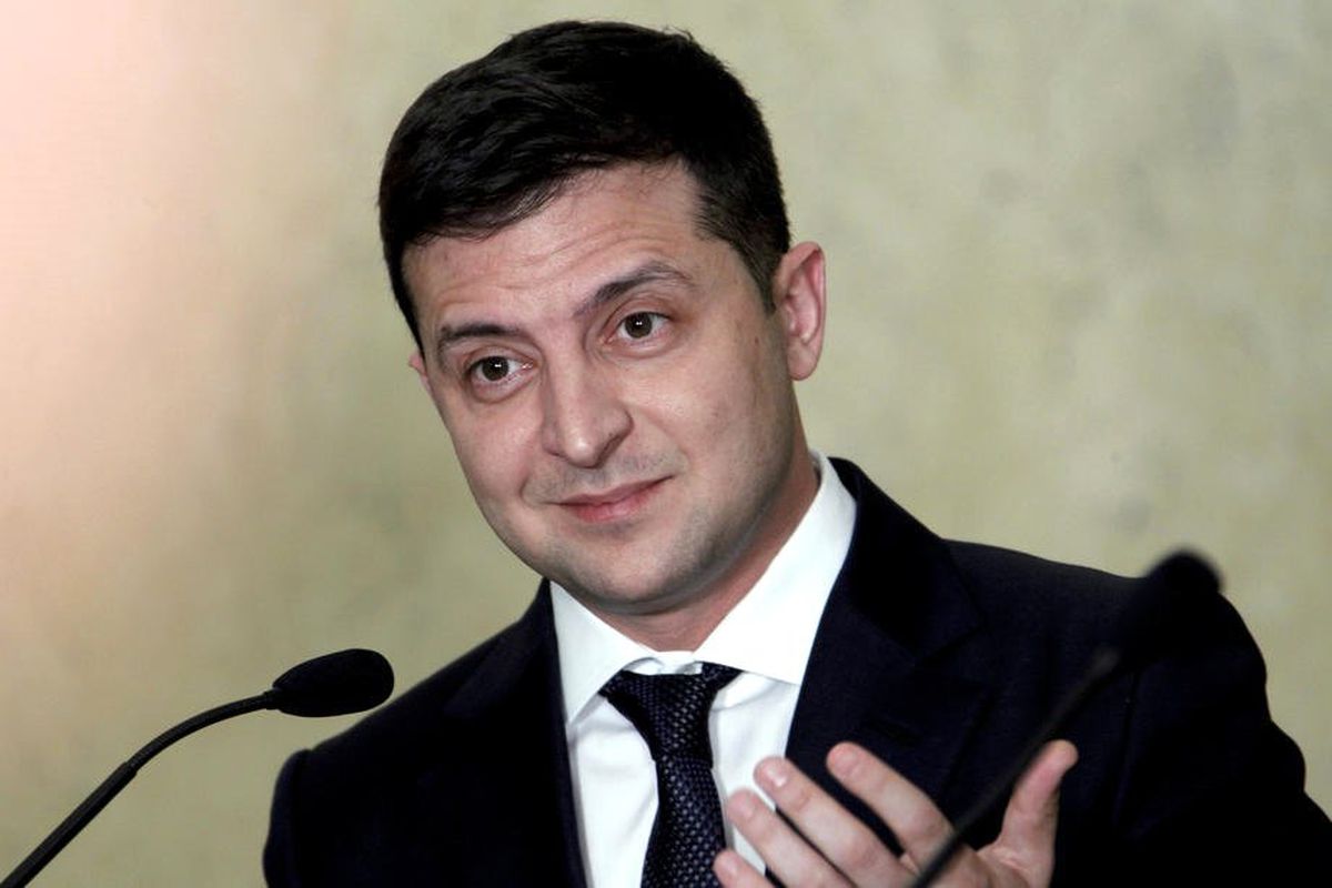 Ukrayna Devlet Başkanı Zelenskiy : "Virüsten korunmak için babaanne yöntemlerinizi bir kenara...
