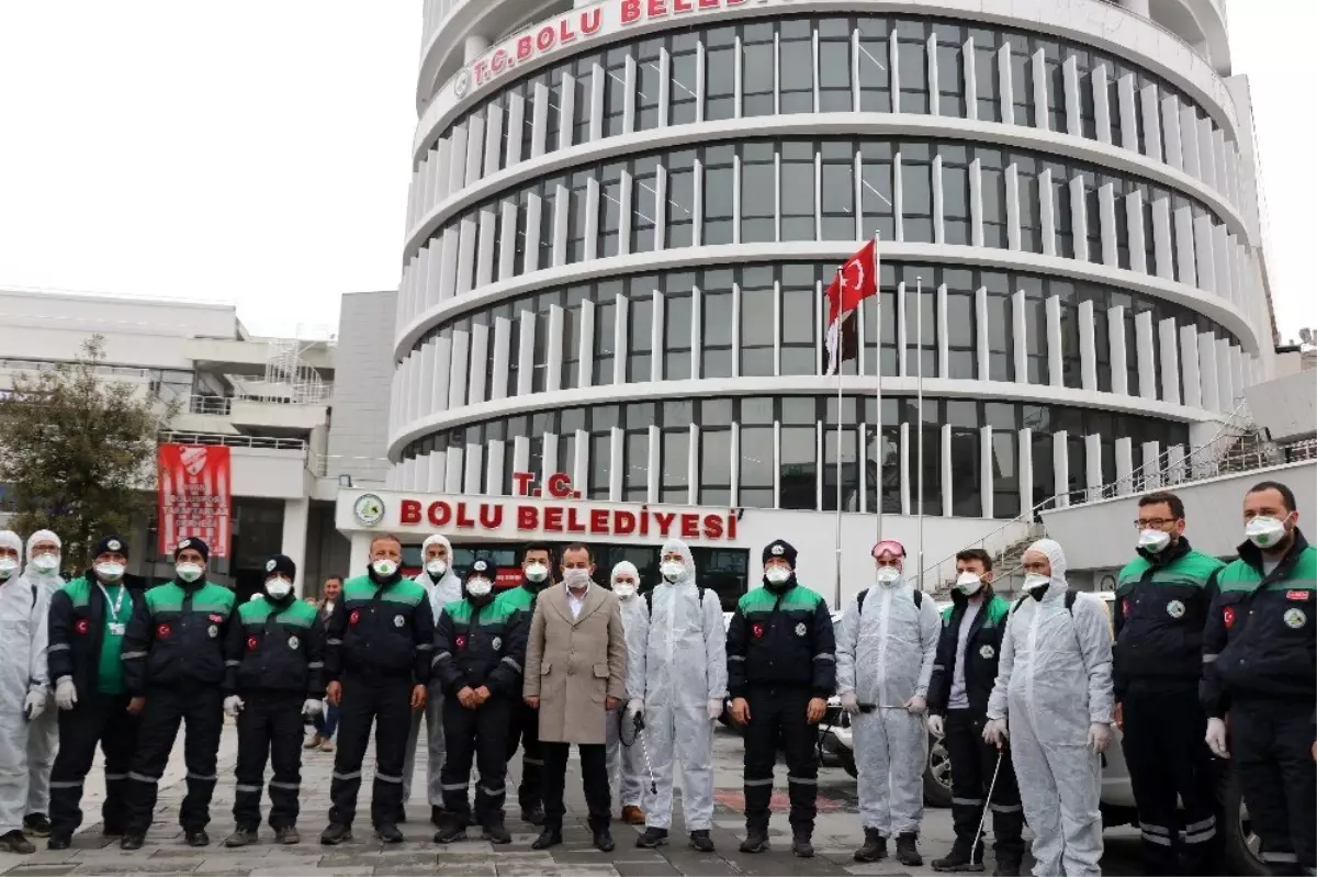 Bolu Belediyesi, korona virüse karşı 50 kişilik temizlik timi kurdu