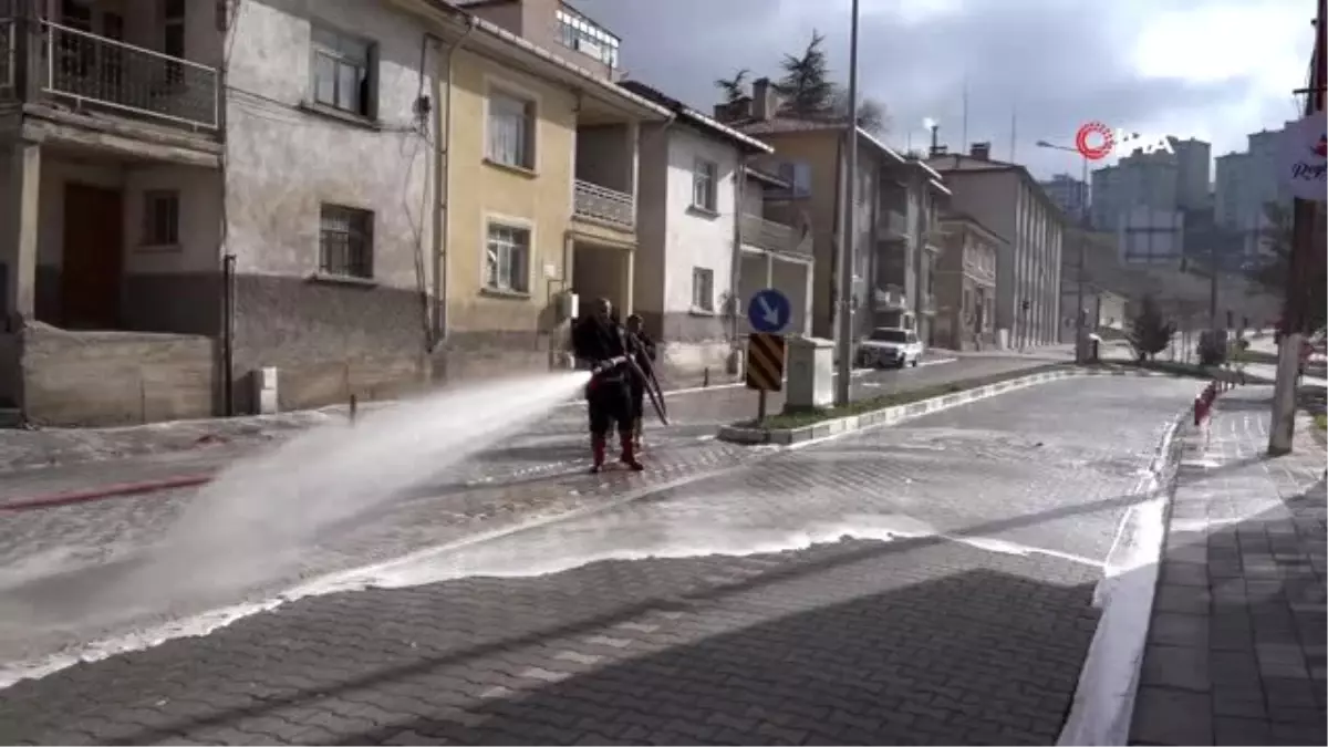 Emet\'te tüm sokaklar baştan aşağı dezenfekte edildi