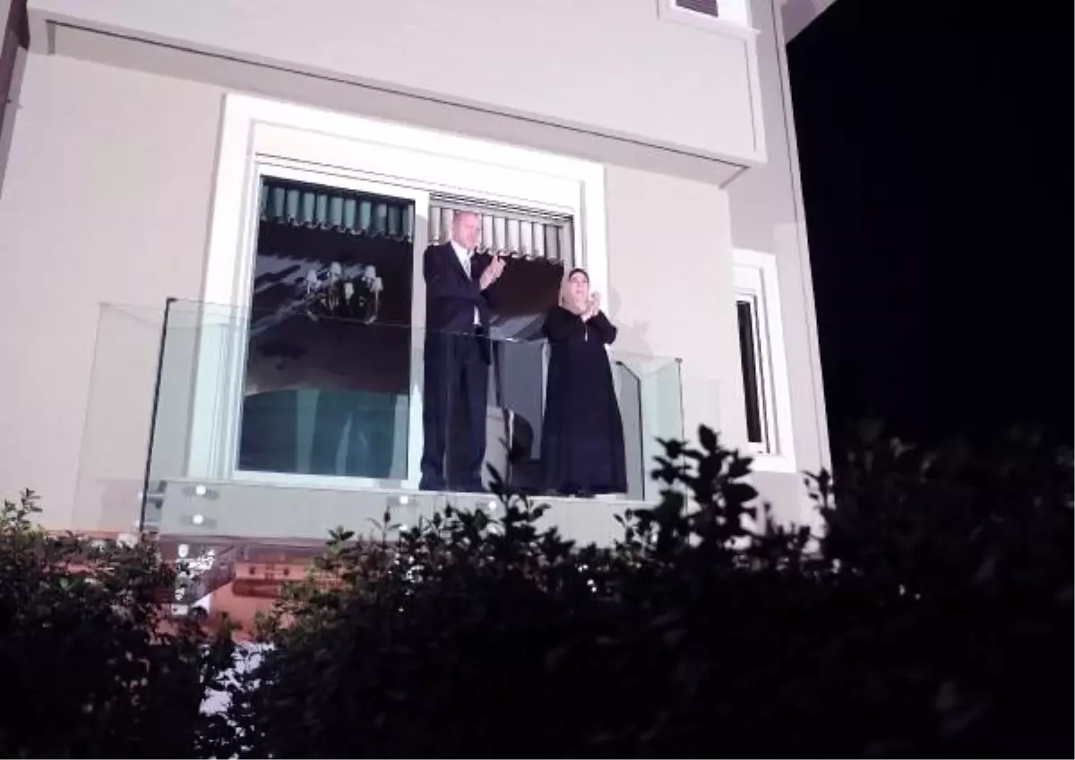 Erdoğan\'dan sağlık çalışanlarına alkışlı destek