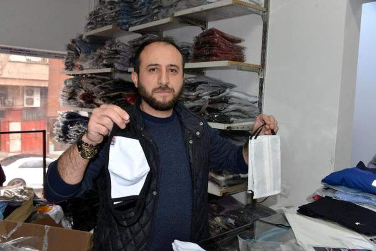 İş elbisesi üretimini durdurdu, günde 15 bin maske üretiyor
