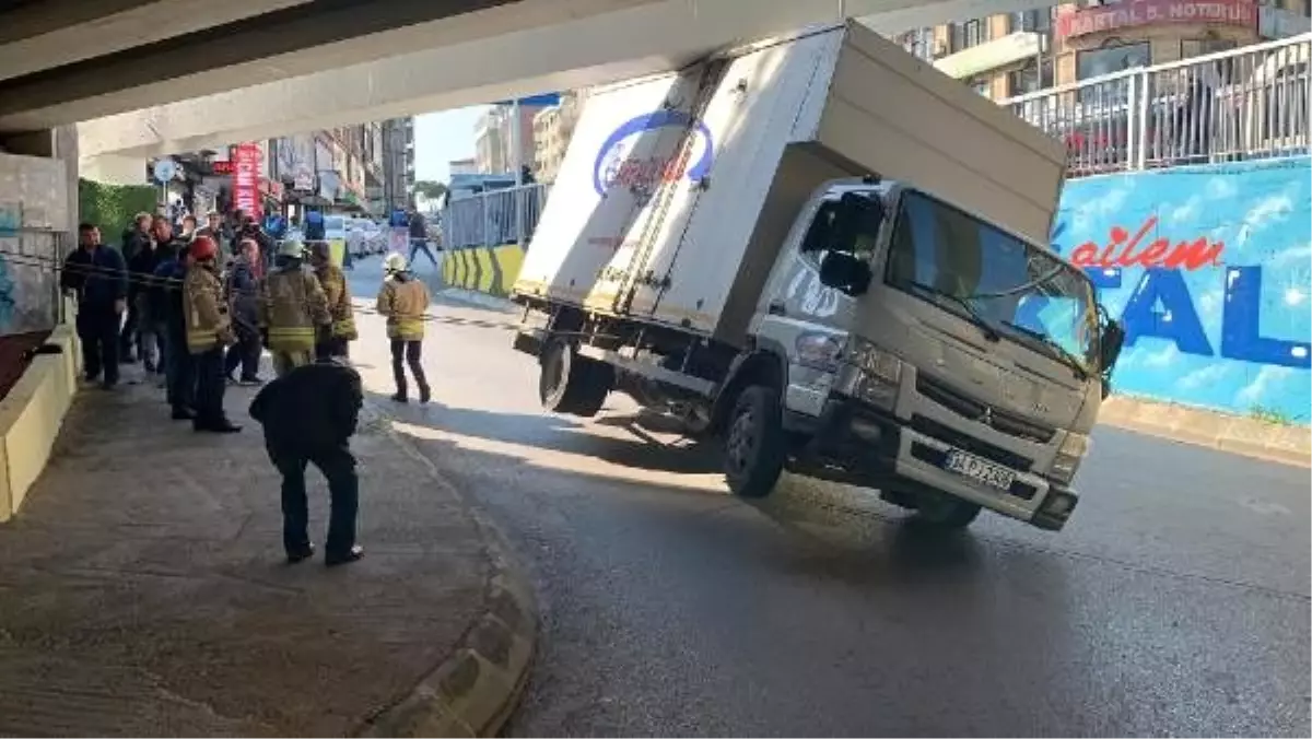 Kartal görenleri şaşkına çeviren kaza (1)