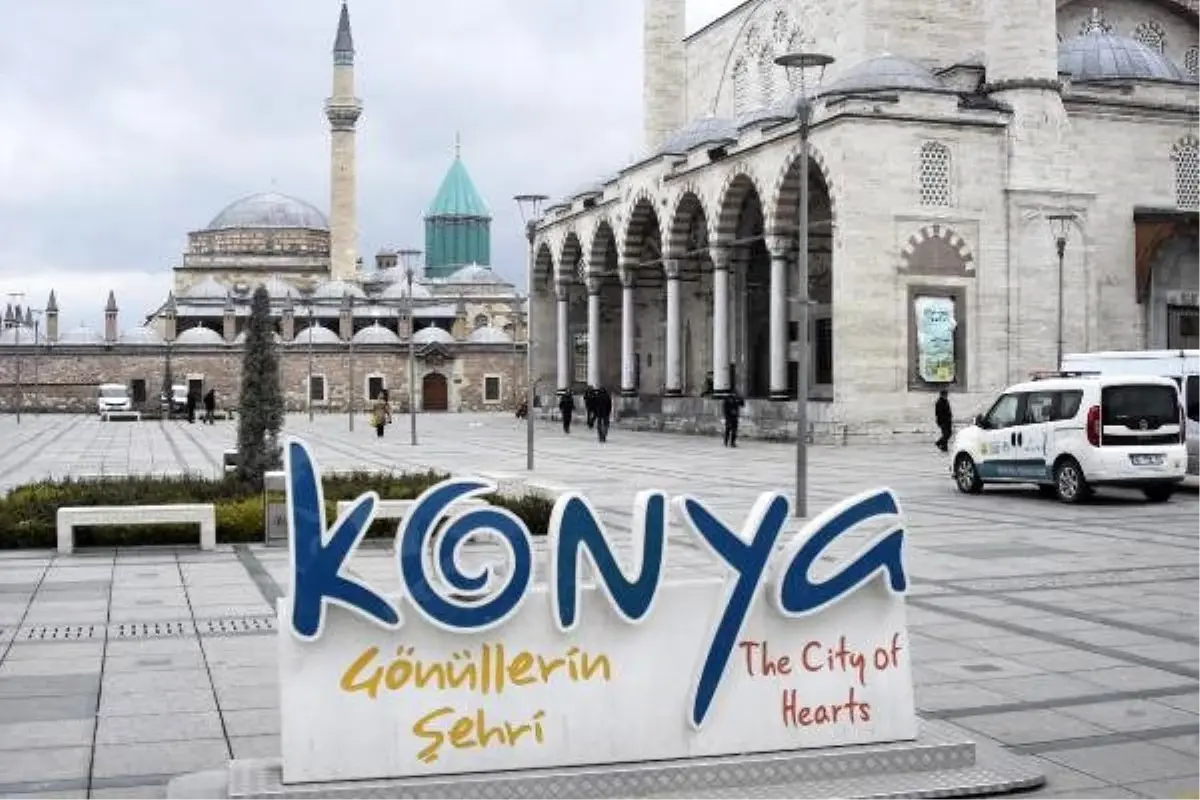 Konya\'da cuma namazı için koronavirüs önlemi