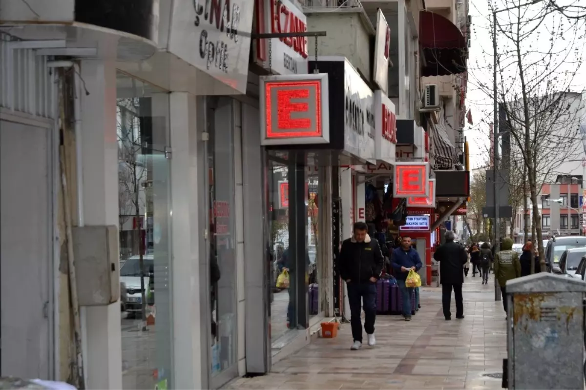 (Özel) Koronadan dolayı bulunamayan ürünlere ateş ölçer de eklendi