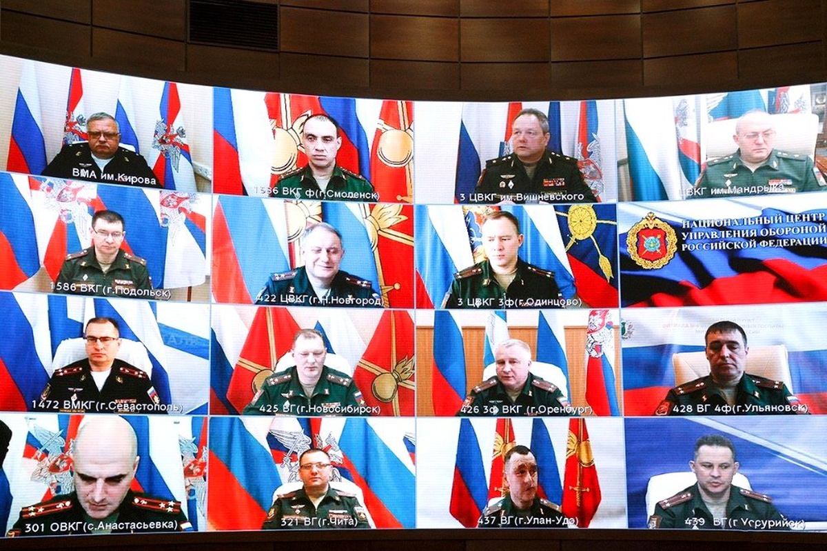 Rus ordusunun komutanları korona virüs testi yaptırdı