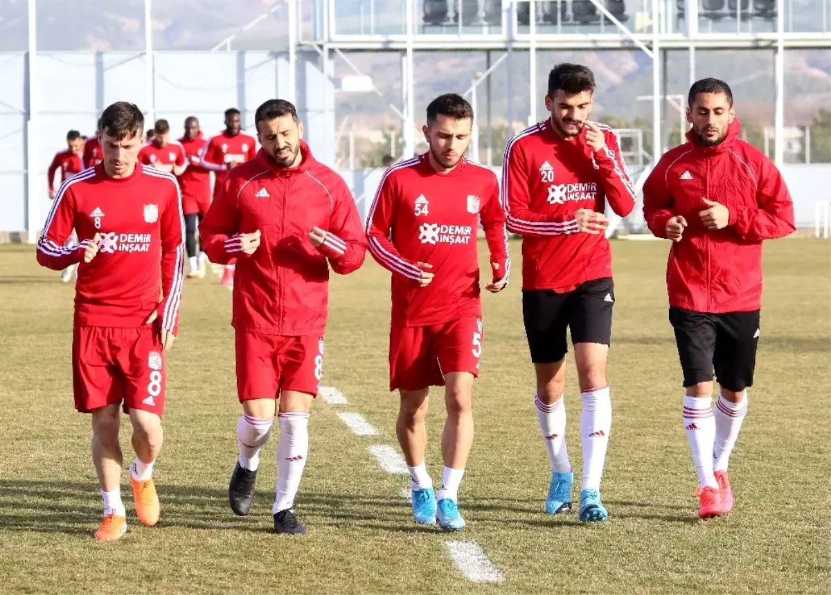 Sivasspor\'da korona virüs izni