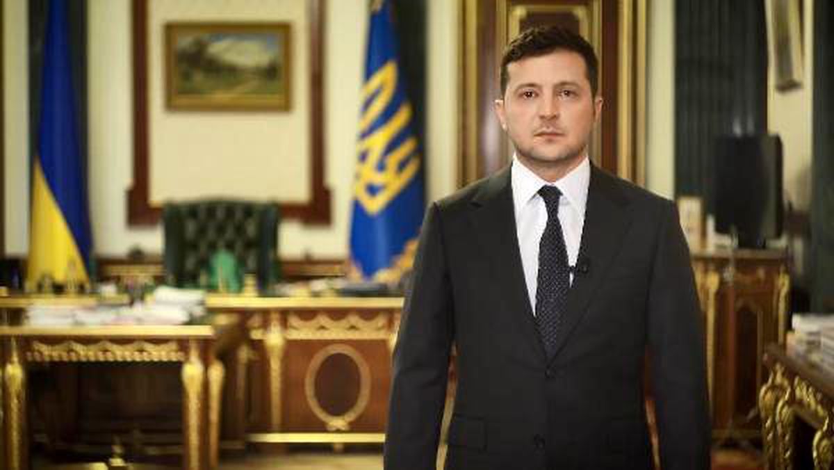 Zelenski: Annemi evde oturmaya ikna ettim