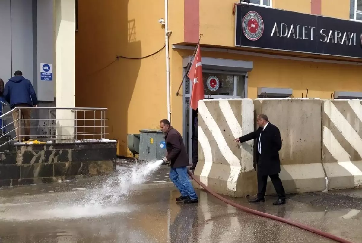 Bahçesaray Belediyesinden dezenfekte çalışması