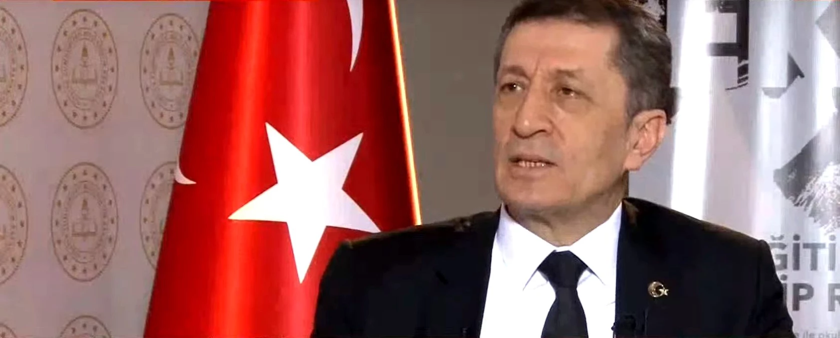 Bakan Selçuk\'a canlı yayında soruldu: Okul tatili uzayacak mı?