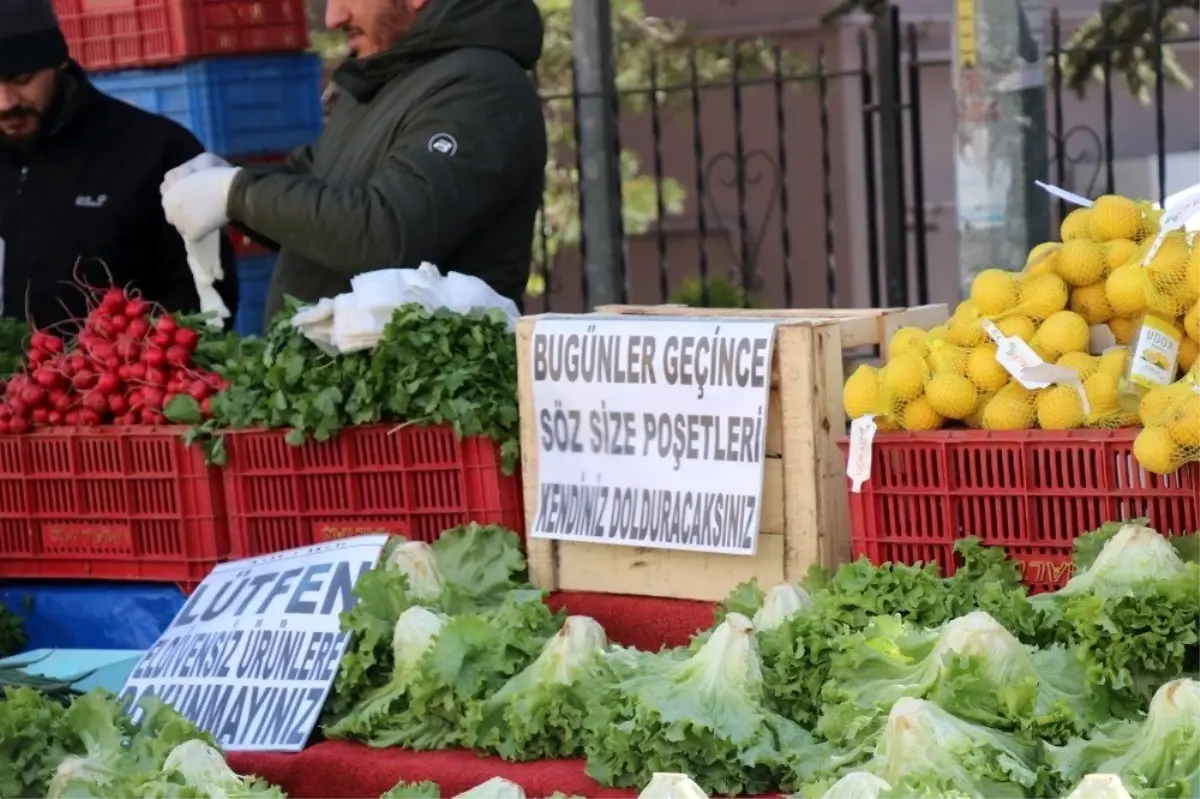 Bolu\'da, pazar esnafından korona virüsü tedbiri