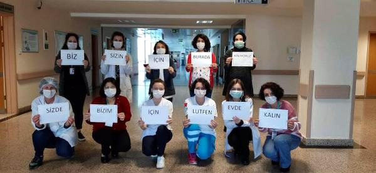 Hastane personelinden \'Evde kalın\' çağrısı