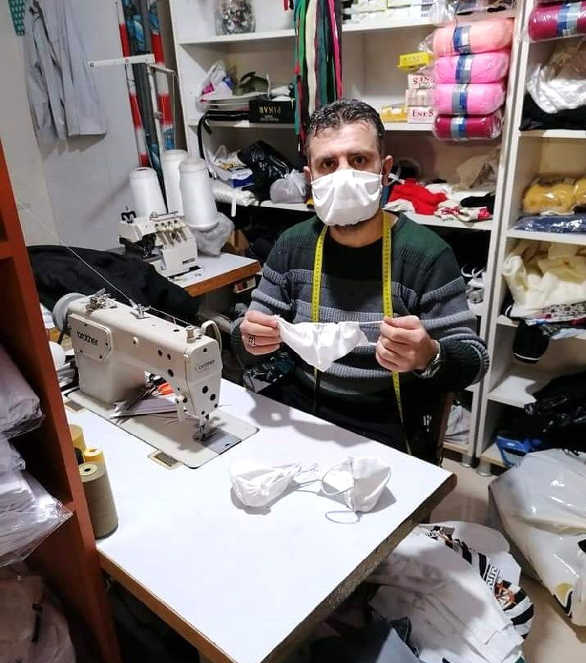 Kahramanmaraşlı terzi, fırsatçılara savaş açtı