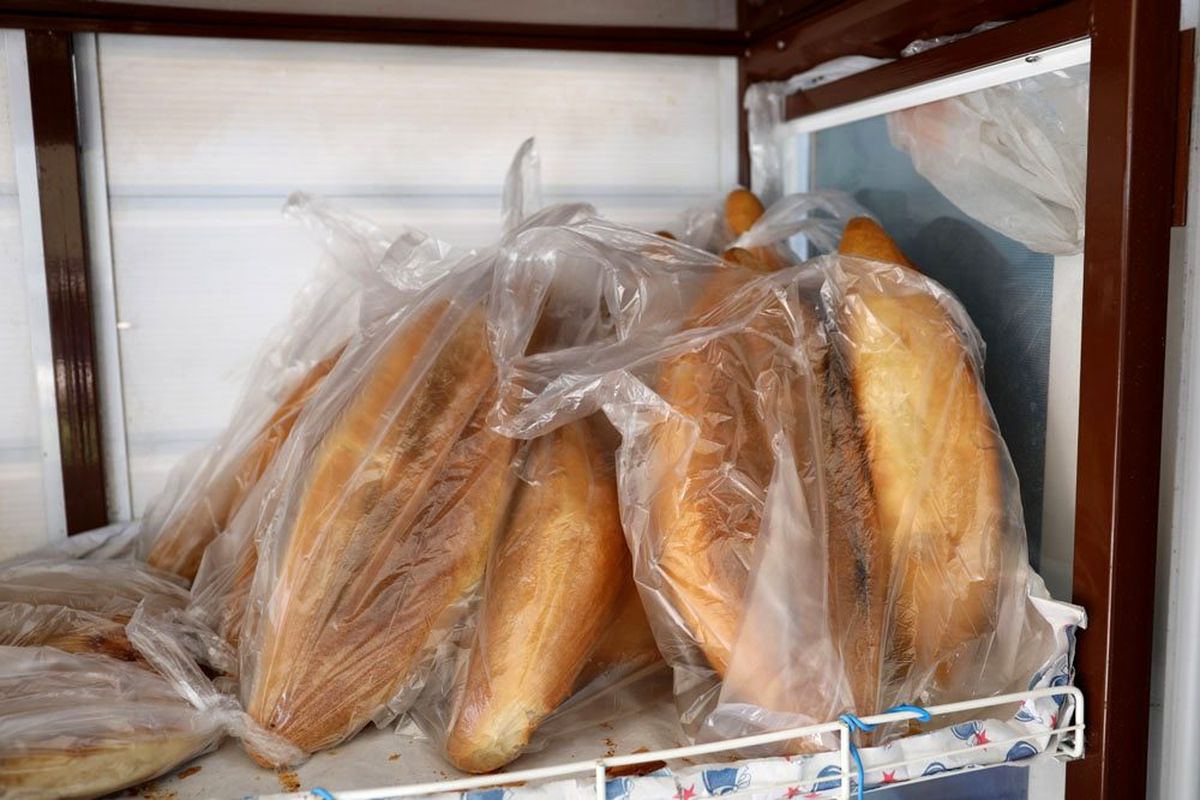 Marmaris\'te ekmeklerde poşete girdi