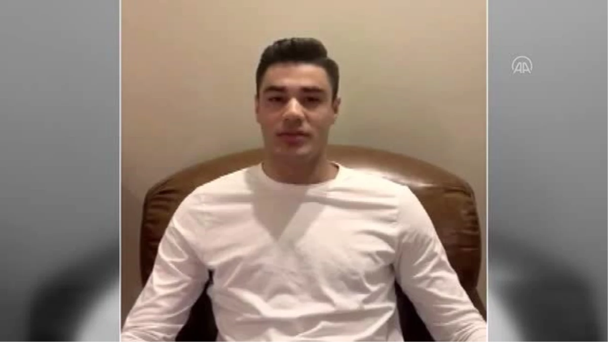 Milli futbolcu Ozan Kabak\'tan "evde kal" çağrısı