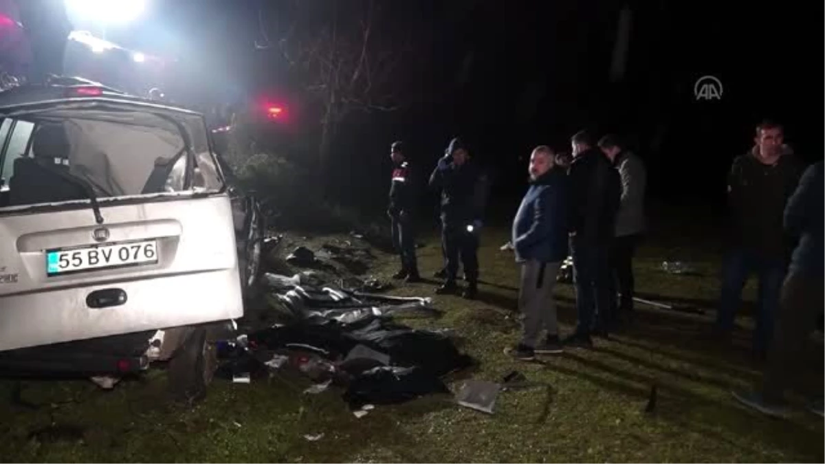 Samsun\'da hafif ticari araç devrildi: 1 ölü, 2 yaralı