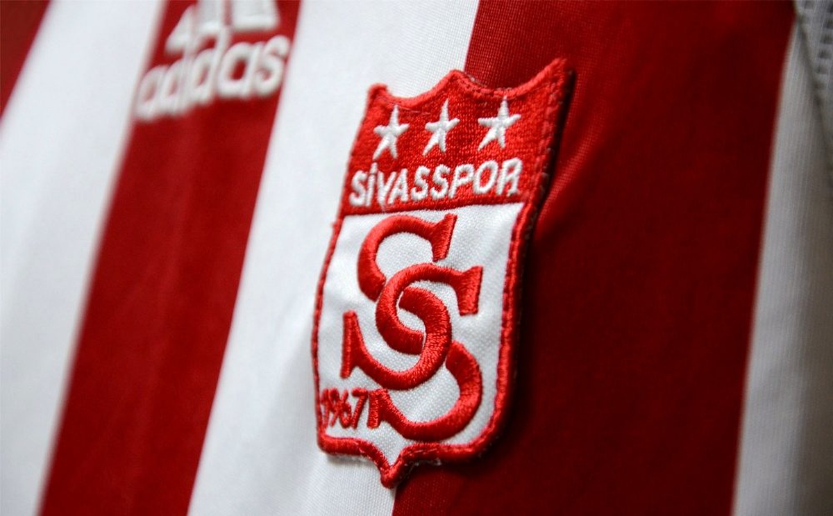 Sivasspor\'dan korona virüs için "Evde kal" çağrısı!
