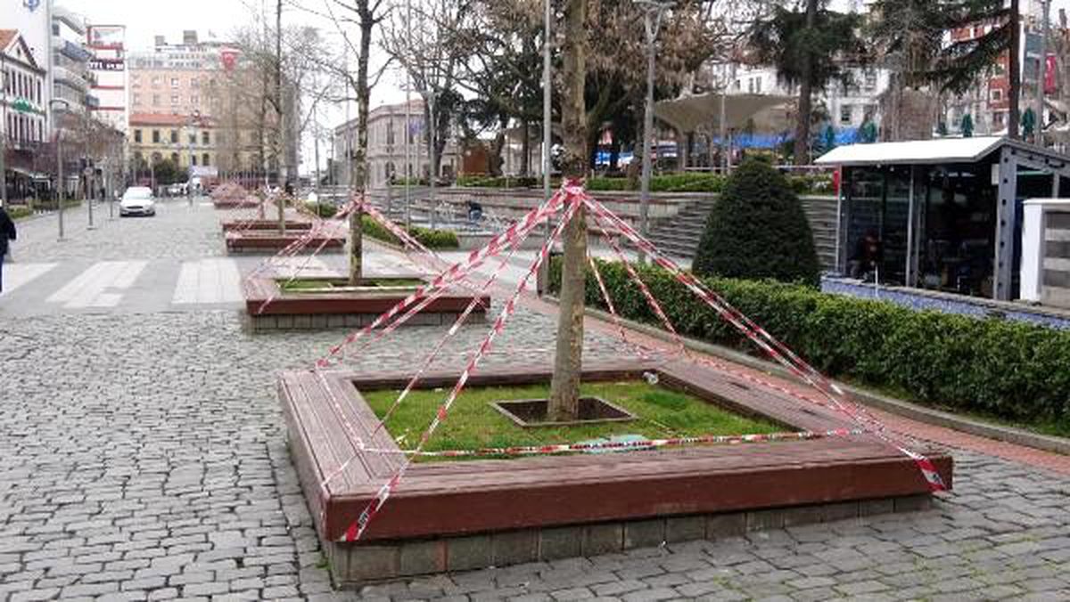 Uyarılar dikkate alınmayınca, banklara şerit çekildi