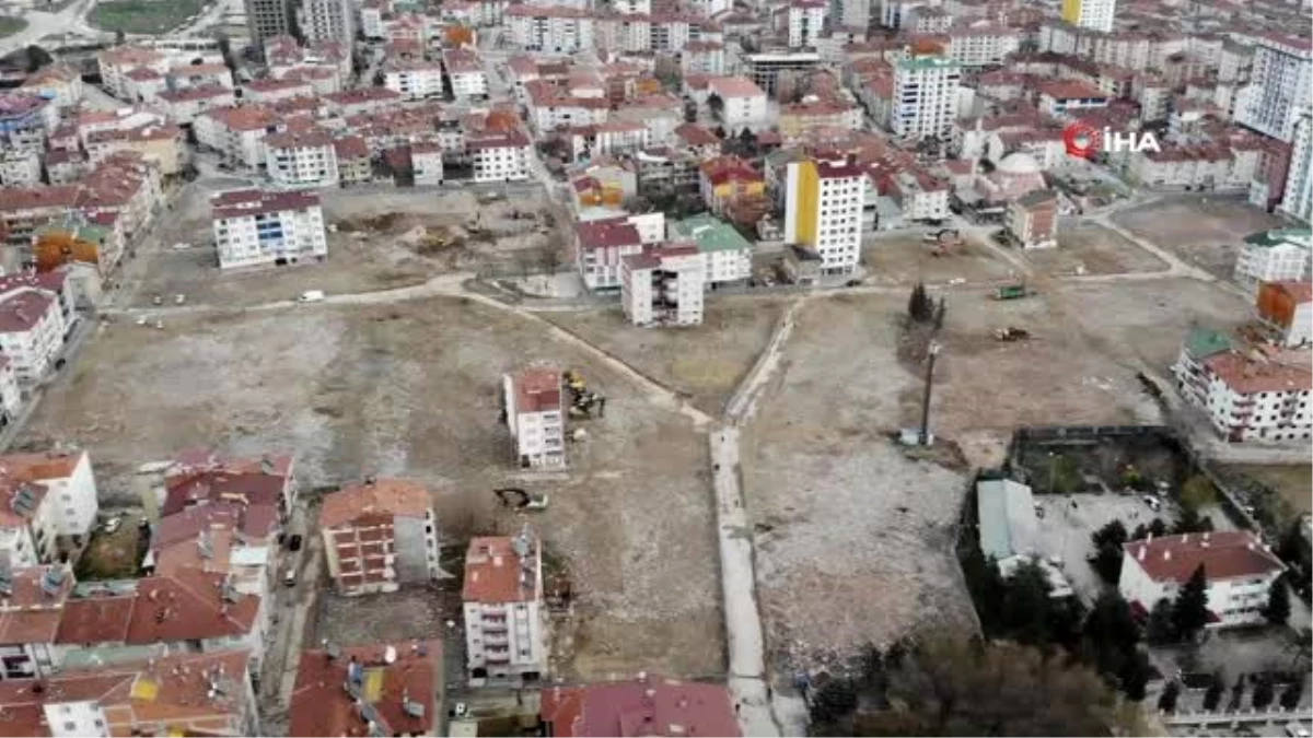 14 kişinin hayatını kaybettiği mahallenin son hali görüntülendi