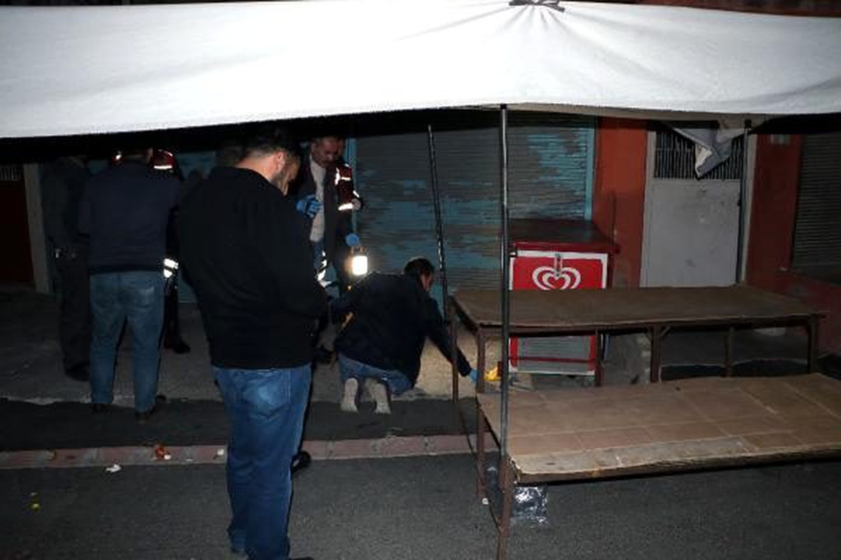 Adana\'da silahlı ve bıçaklı kavga: 1 ölü, 2 yaralı