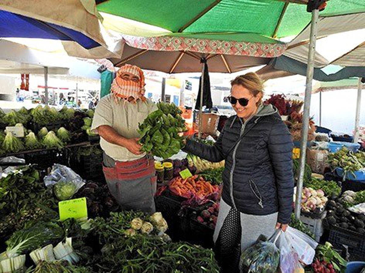 Çeşme\'de, virüse poşulu önlem