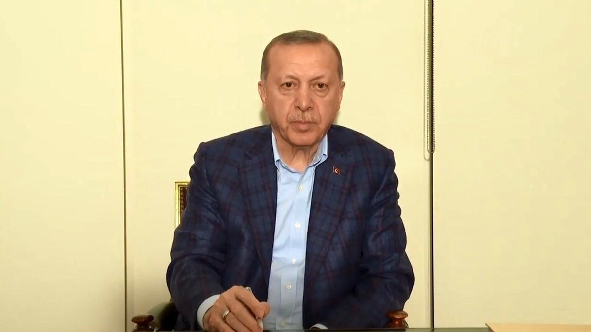 Cumhurbaşkanı Erdoğan: "Alışverişlerinizde kesinlikle hiçbir ürün yok satmamaktadır.