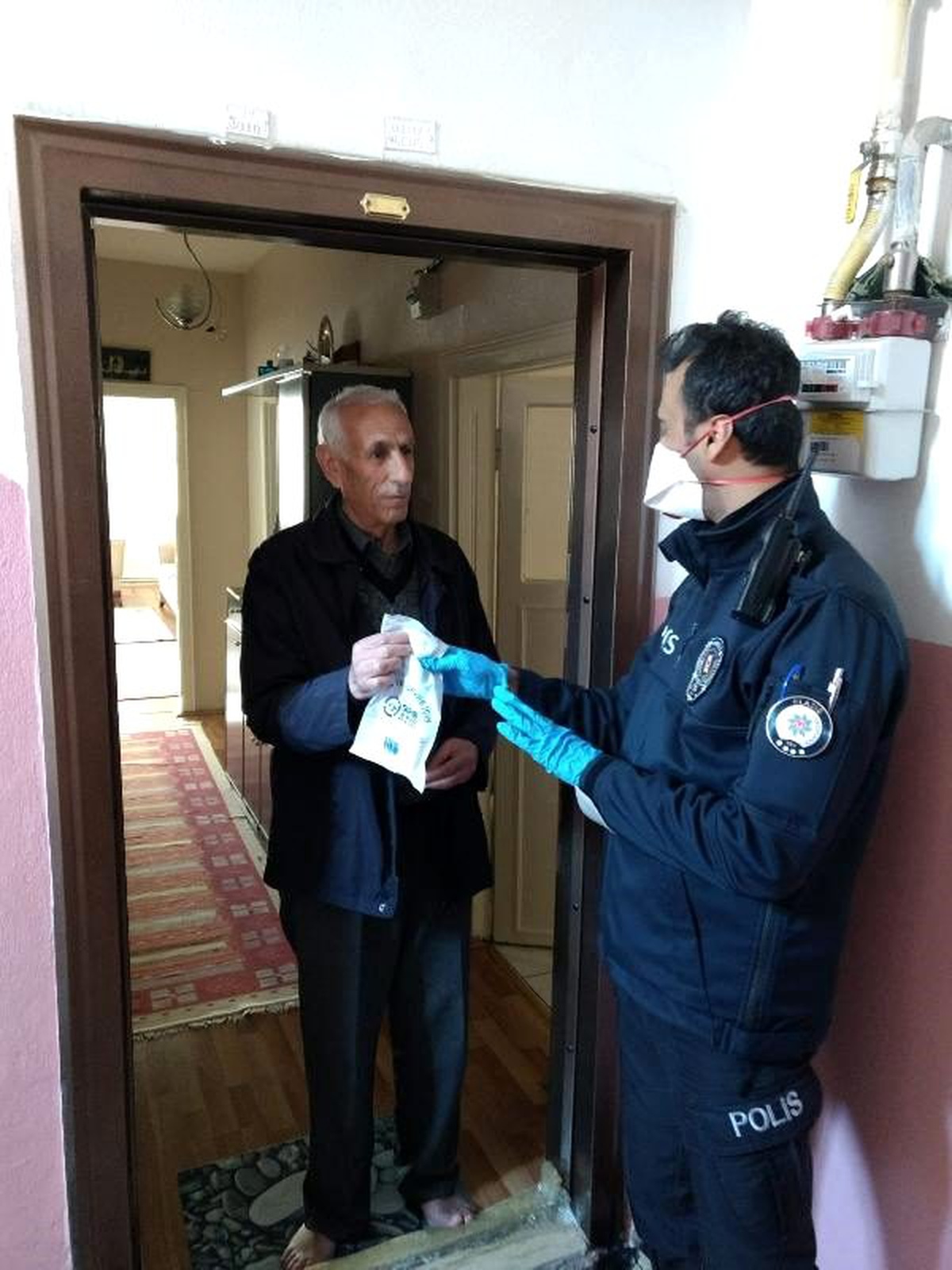 Elazığ\'da 65 yaş ve üstü vatandaşların ihtiyaçları karşılanıyor
