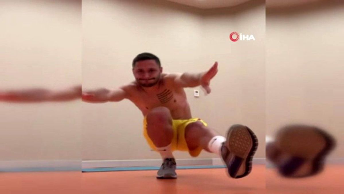 Florin Andone evde çalışmalarına devam ediyor