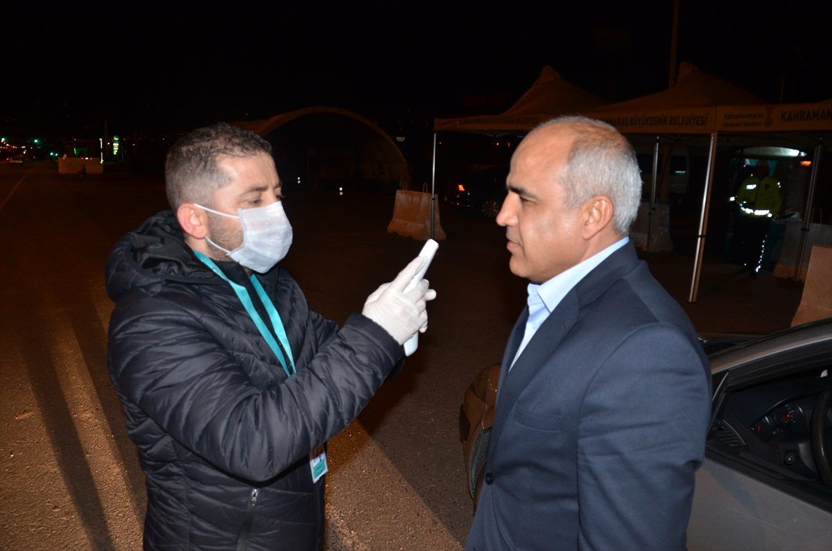 Kahramanmaraş\'a giriş yapan vatandaşlar sağlık kontrolünden geçiriliyor