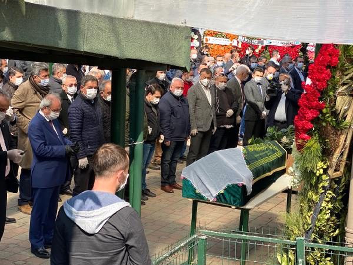 Kılıçdaroğlu\'nun kız kardeşi için cenaze töreni düzenlendi
