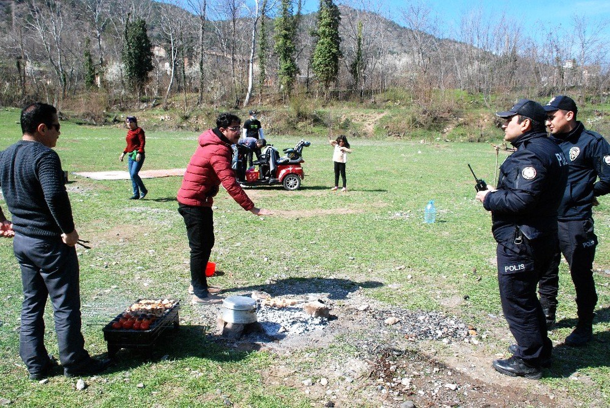 Mangal yasağına uymayanlara polisten uyarı