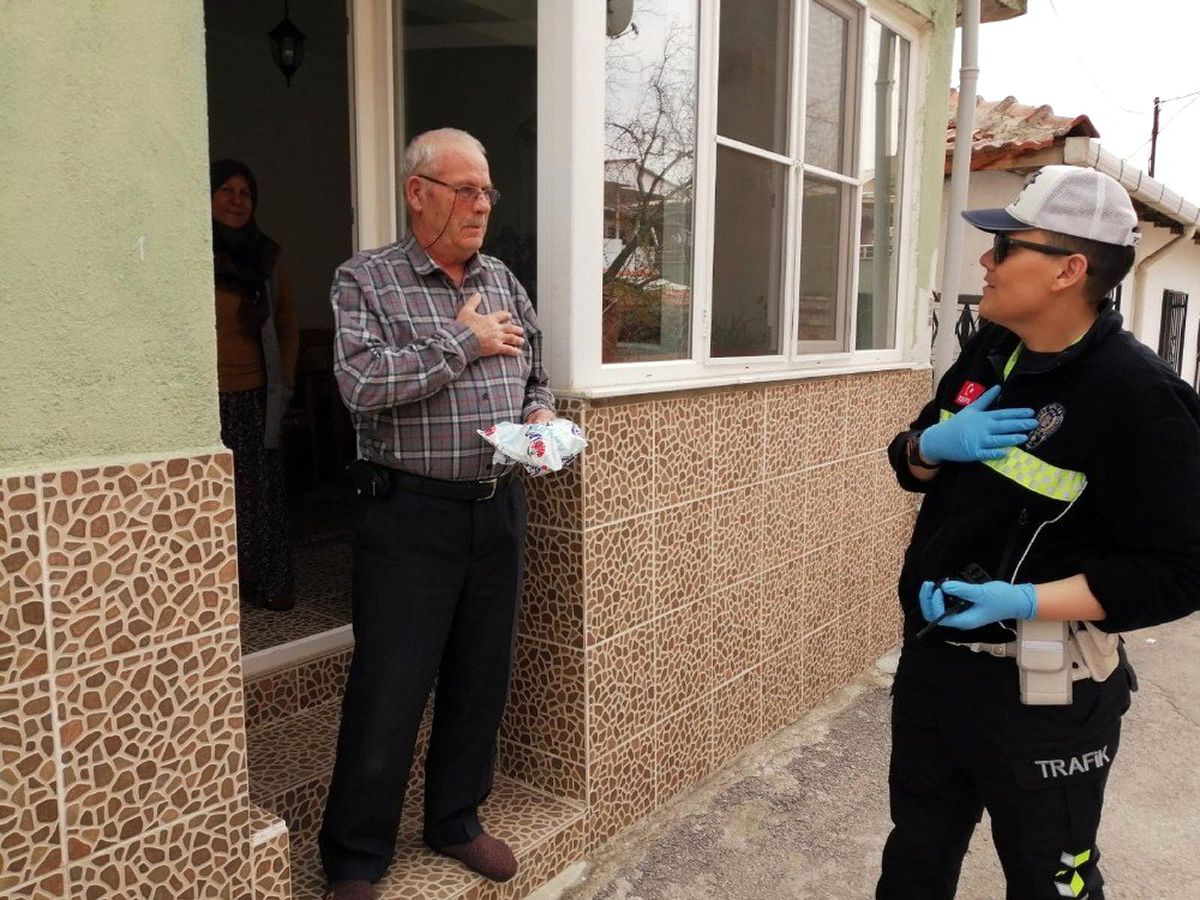Manisa\'da Vefa Sosyal Grupları iş başında